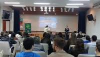 Palestra sobre Acupuntura e Medicina Tradicional Chinesa no VII Congresso Científico da Região Centr